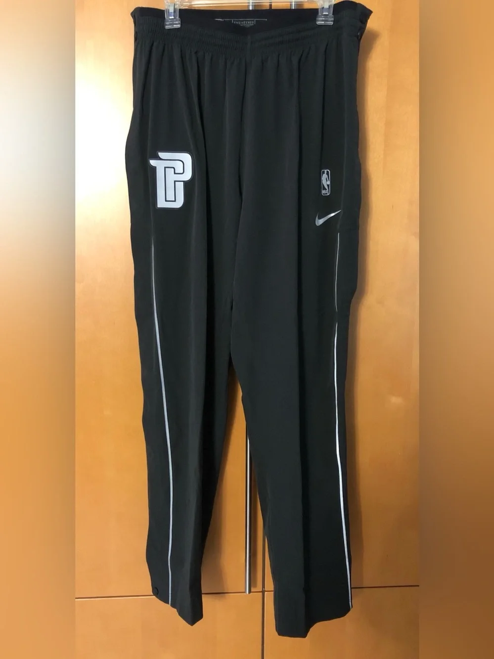Nike Detroit Pistons Player Issue Warm Up Tearaway Pants US XL-T 907510-014 NBA